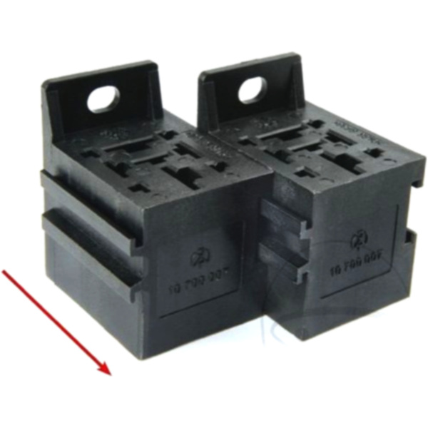 Relaissockel 9-polig 50390220