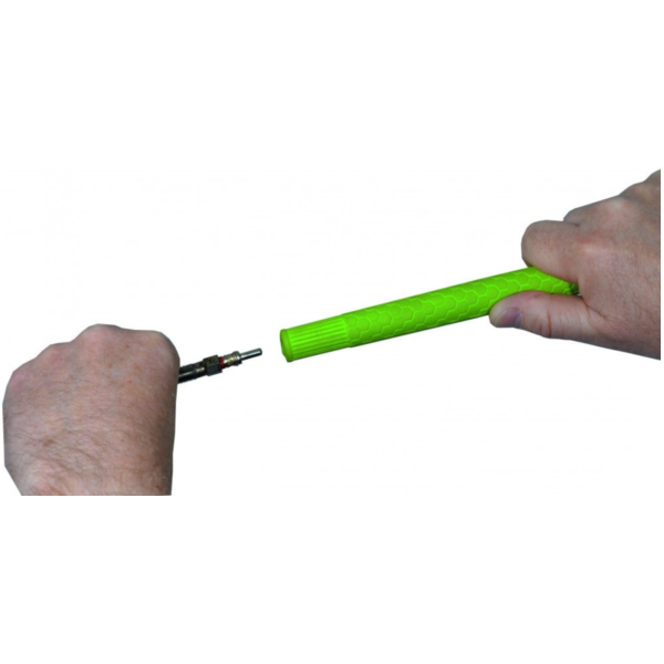 Raumpfleger GLUEHKERZENSCHACHT Reiniger