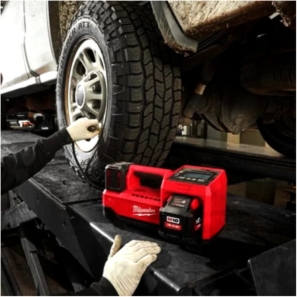 Akku Kompressor 18V Solo 4933478706