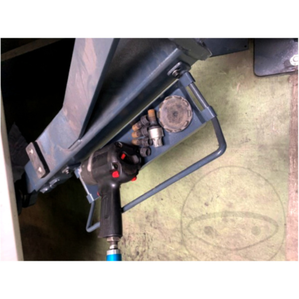 WERKZEUGABLAGE 4 TEILIG