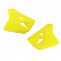 Kühlerabdeckung Satz 8423000001