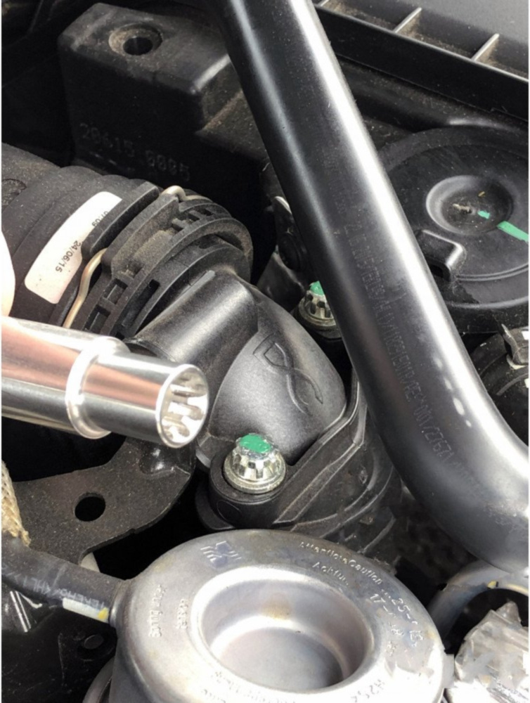 Turbolader/Saugrohr Werkzeug