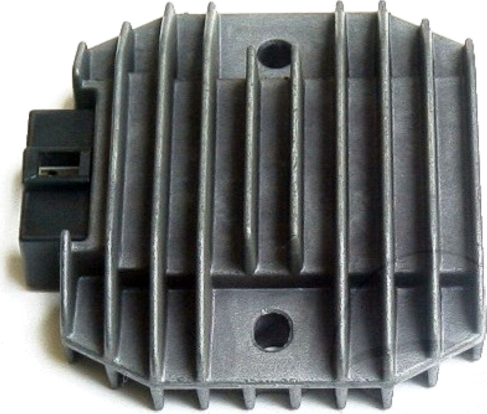 Regler / Gleichrichter Tourmax RGU209 Regler / Gleichrichter Tourmax RGU209