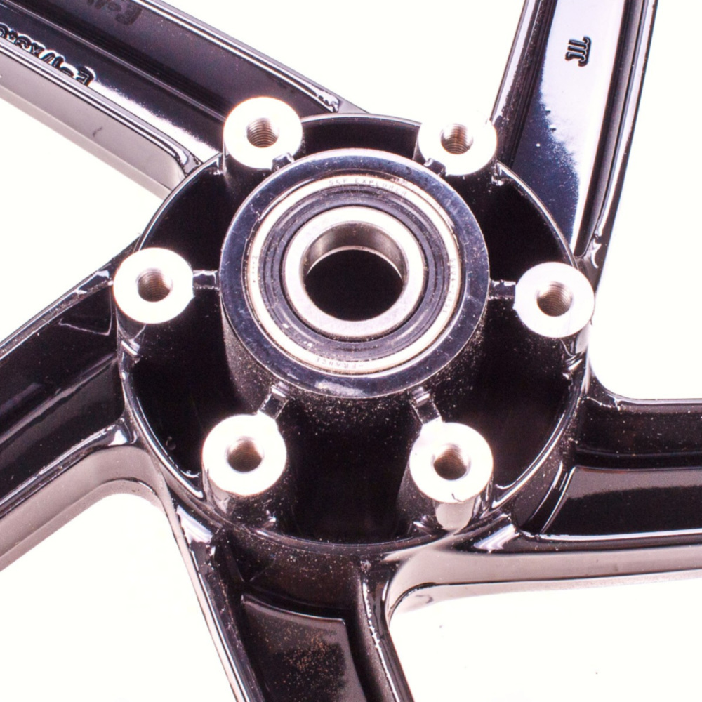 Vorderradfelge ab 99- (f. Modell mit silberner Tachoschnecke) - original