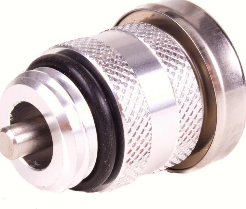 Öltemperaturmesser, Gewinde 24 x 3 mm, Nadell. 6 mm, Gesamtlänge 37 mm