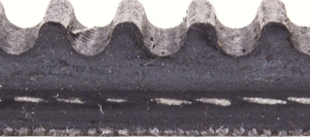 Antriebriemen, Zahnriemen L621xB15,0 Keilriemen