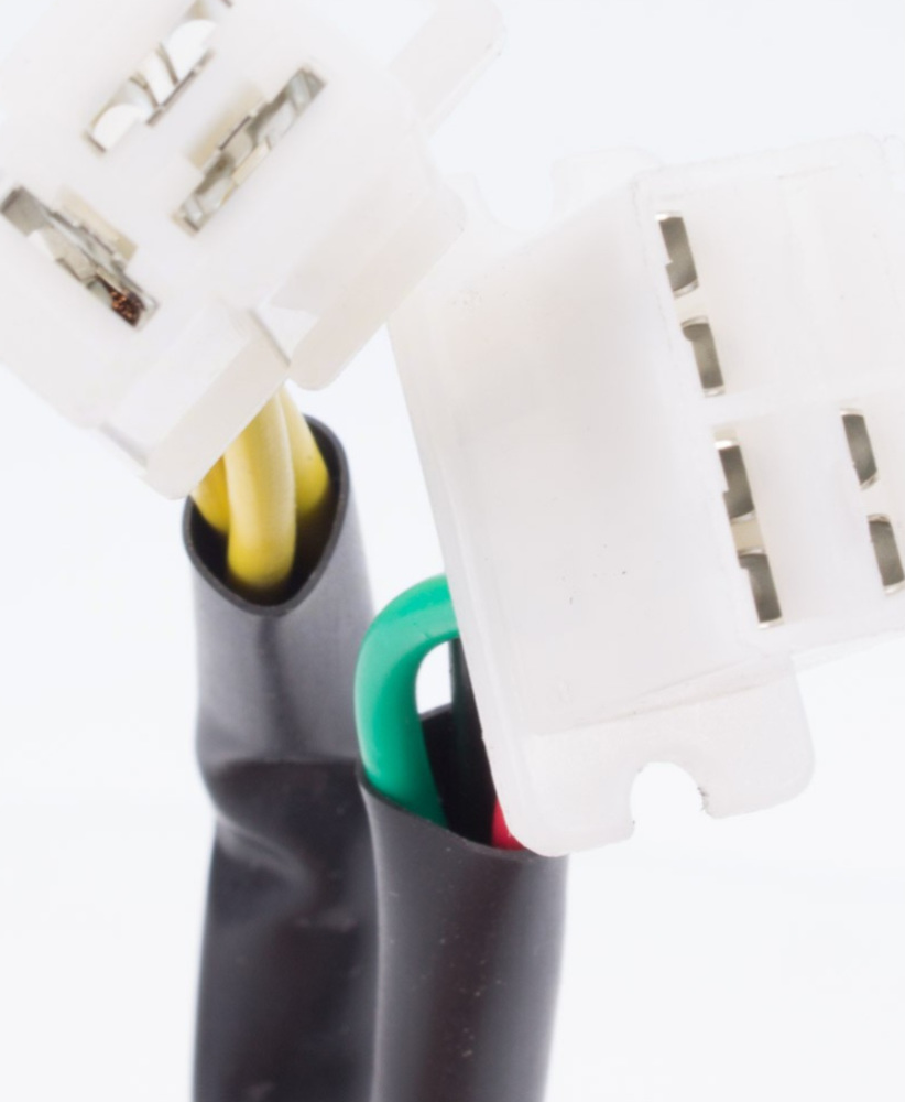 Gleichrichter, Spannungsregler Regler RG 18 (technische Änderungen am Stecker und dessen Belegung führen zum Erlöschen der Garantie)