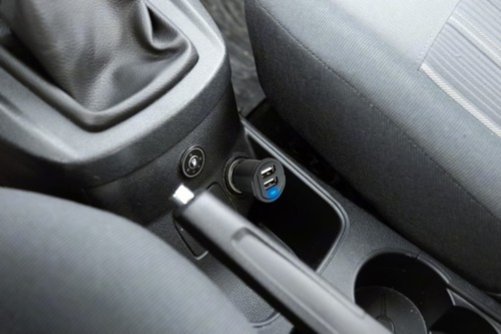 Nachladegerät 2 USB-Ports L39001