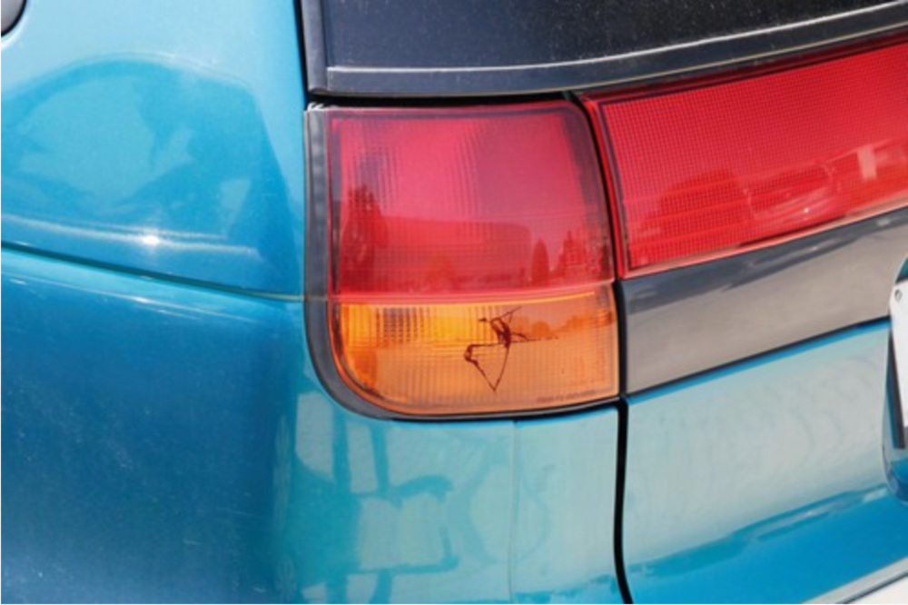 Klebeband für Scheinwerferreparatur L41531