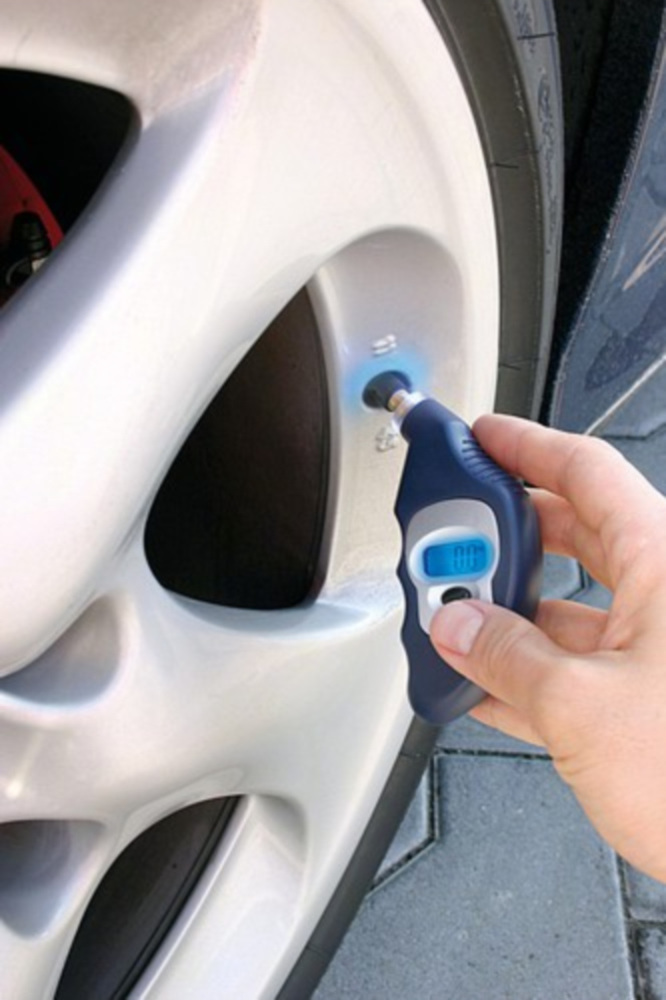 Digitaler Reifendruckmesser