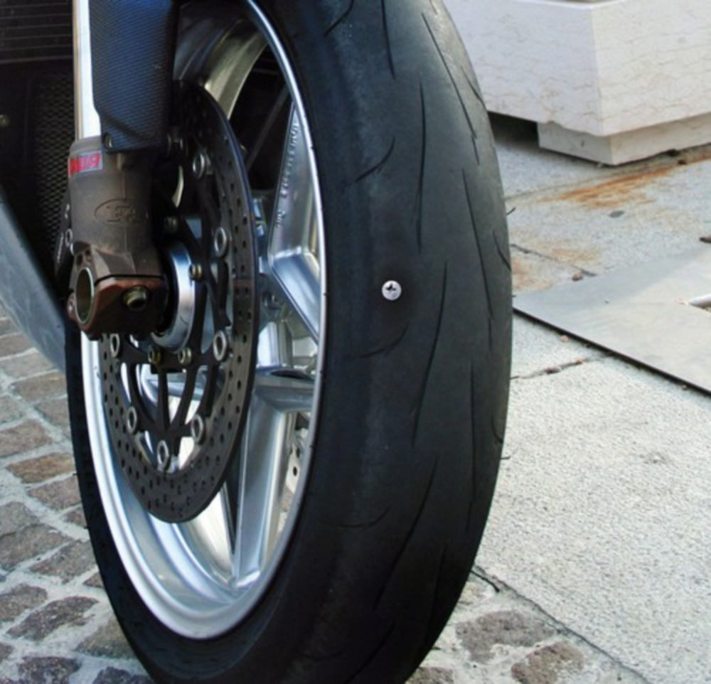 Go-Pro, Reparaturkit für schlauchlose Reifen