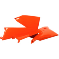 K&uuml;hlerabdeckung Satz 8411500002